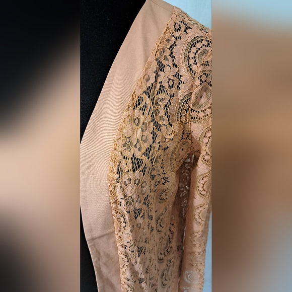 Lace Kimono - Picture 4 of 4